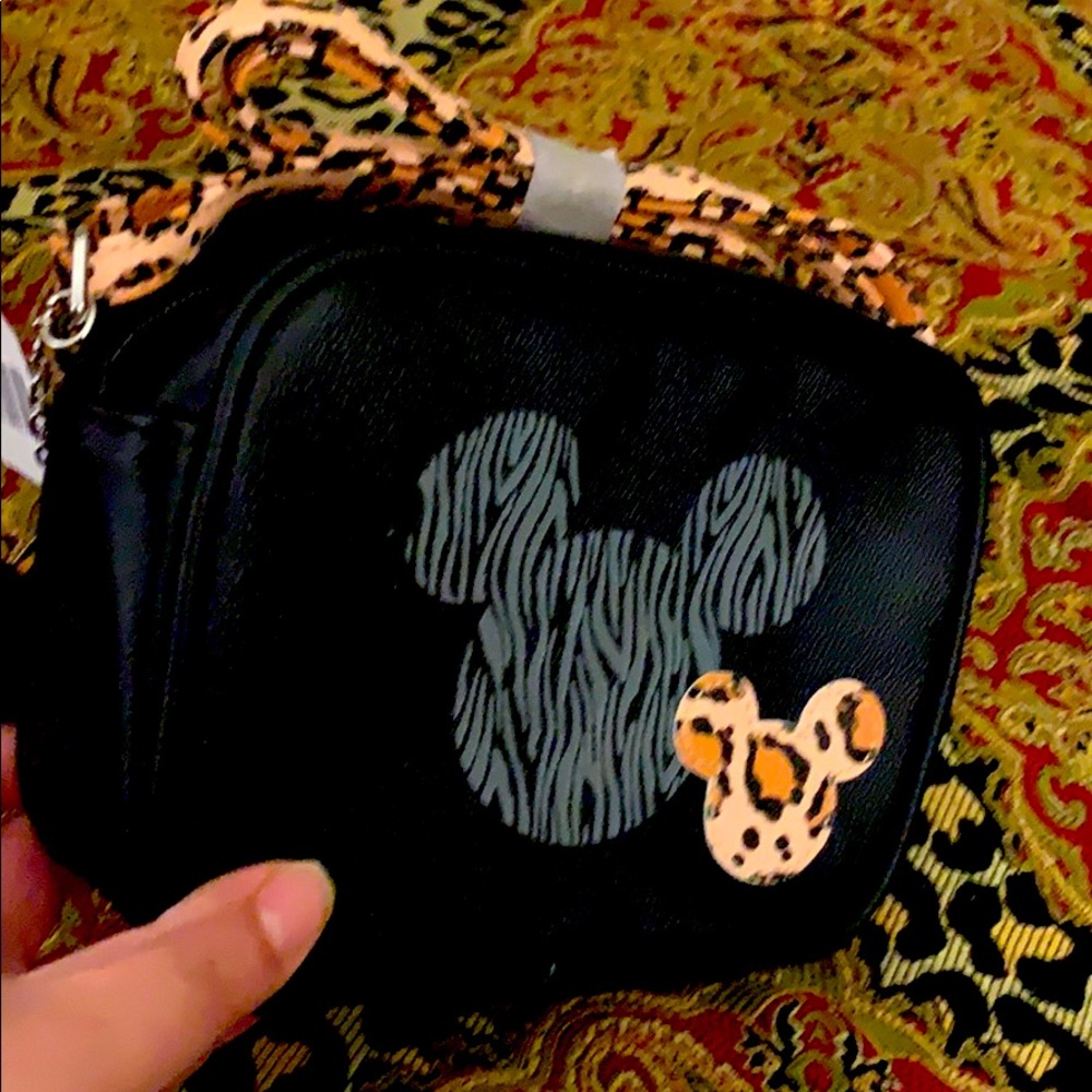 Crossbody purse